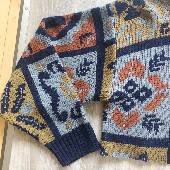 Vintage Cropped Patterned Sweater - Picture 5 of 8